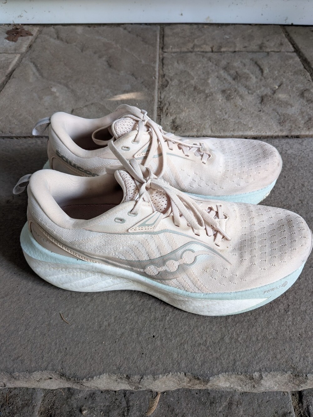 Saucony Triumph Women's Running Shoes